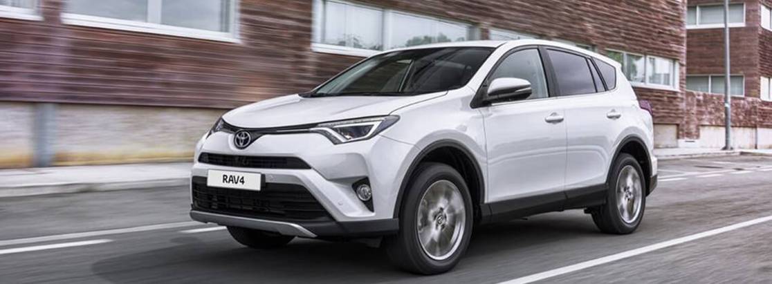 Toyota обновила линейку комплектаций и вернула дизельный двигатель кроссоверу RAV4 Toyota обновила линейку комплектаций и вернула дизельный двигатель кроссоверу RAV4