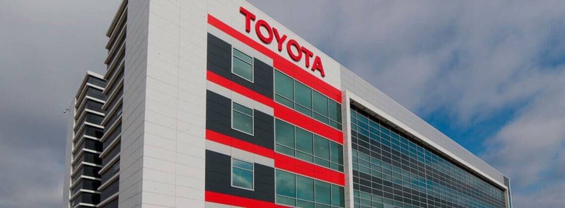 Изображение на странице Выбор клиентов: Toyota&nbsp;— лучший корпоративный автомобильный бренд в&nbsp;России Тойота Центр Тюмень Юг