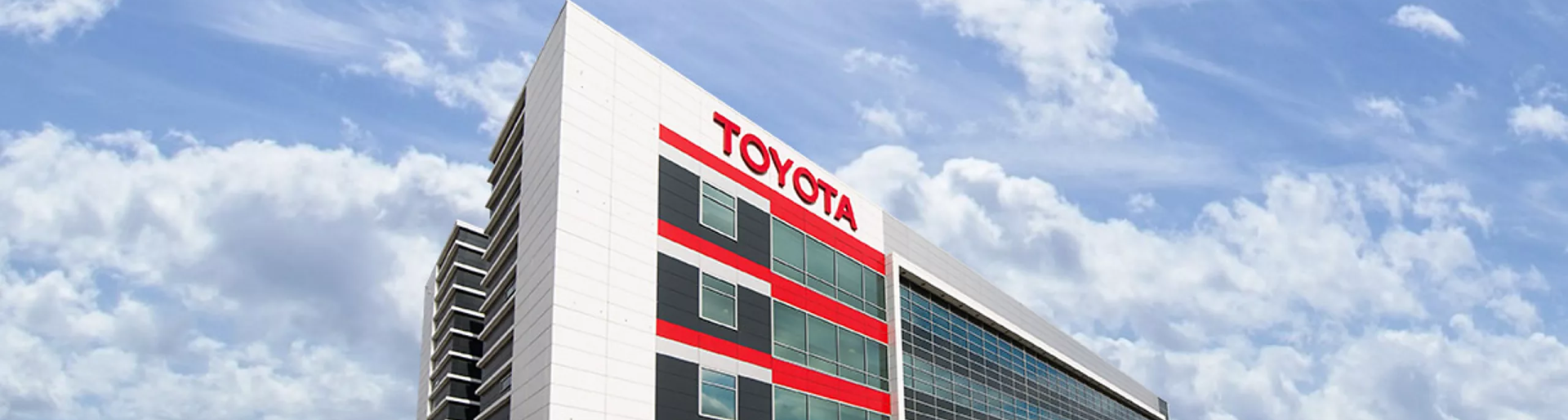 Изображение на странице TOYOTA ПОДВЕЛА ИТОГИ ПРОДАЖ В РОССИИ ЗА 2021 ГОД Тойота Центр Тюмень Юг